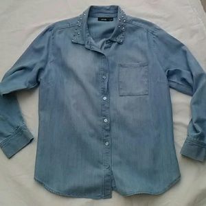 Apt. 9 Tops - Apt 9 Chambray Shirt Apt. 9 Tops - Apt 9 Chambray Shirt
